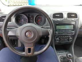 Volkswagen Golf - 2009