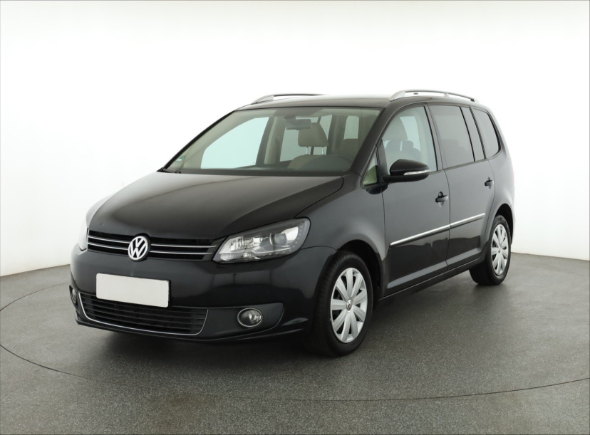 Volkswagen Touran, 2011