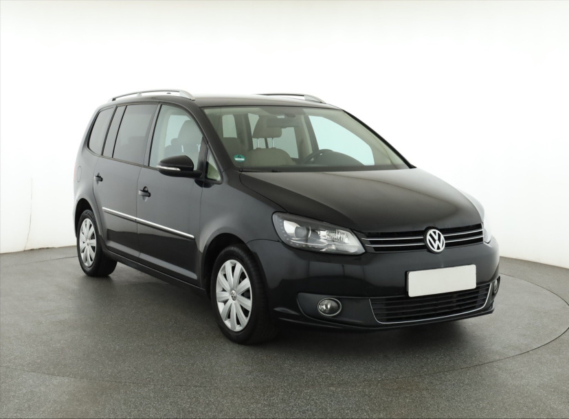 Volkswagen Touran, 2011