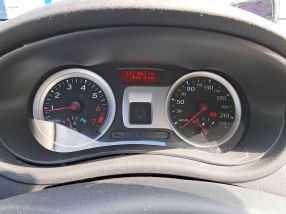 Renault Clio - 2009