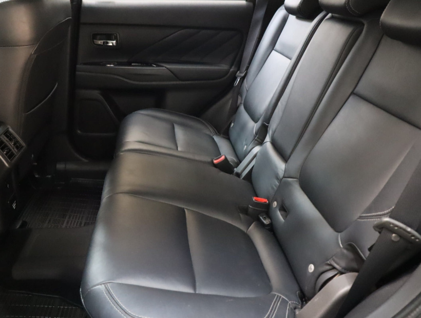 Mitsubishi Outlander, 2019