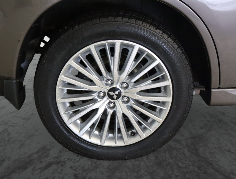 Mitsubishi Outlander, 2019