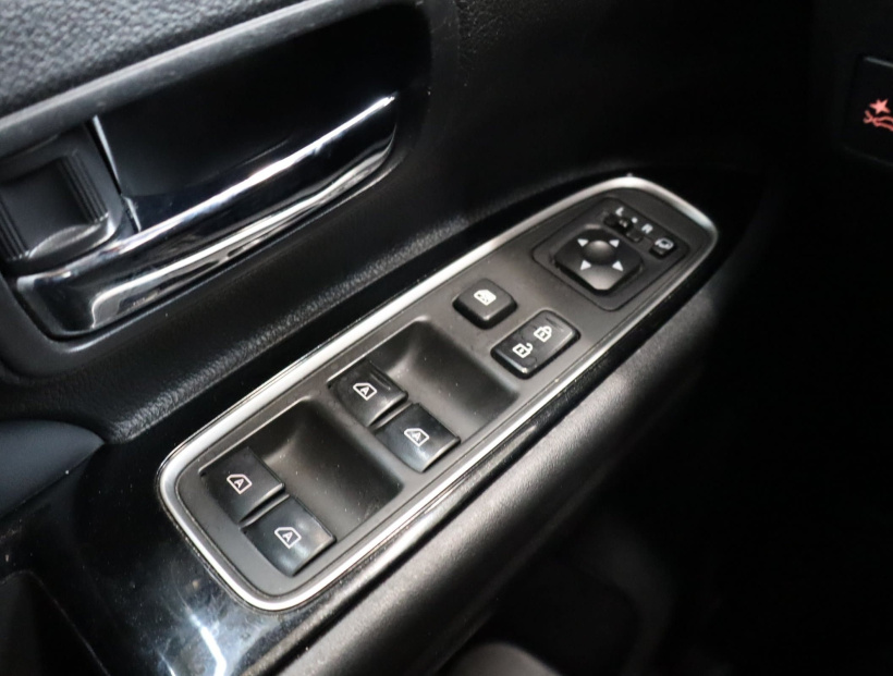 Mitsubishi Outlander, 2019
