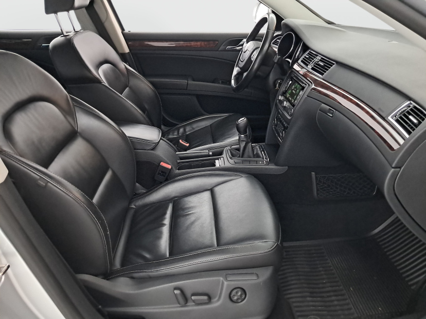 Škoda Superb, 2013