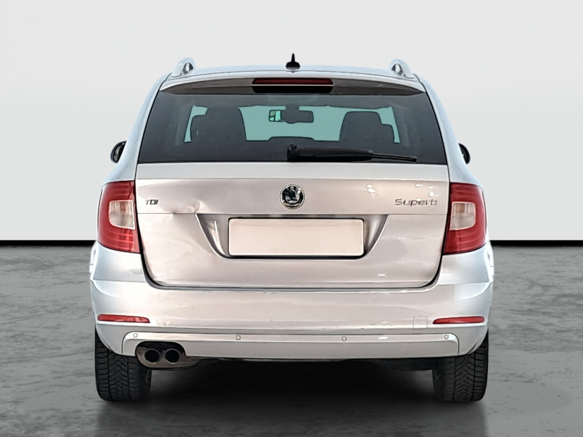 Škoda Superb, 2013