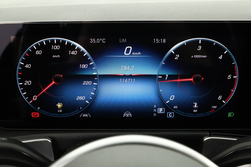 Mercedes-Benz GLB, 2023
