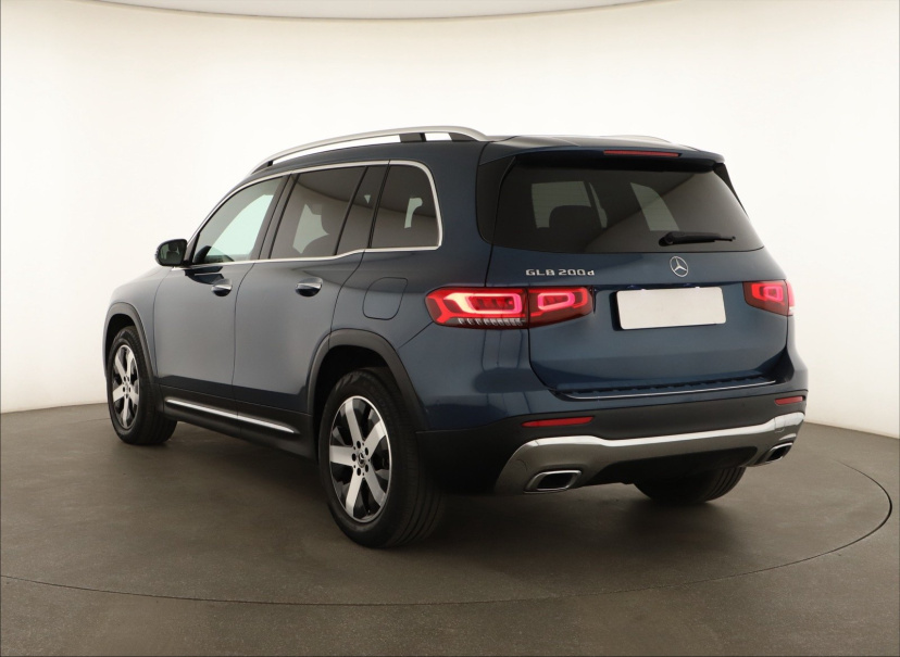 Mercedes-Benz GLB, 2023
