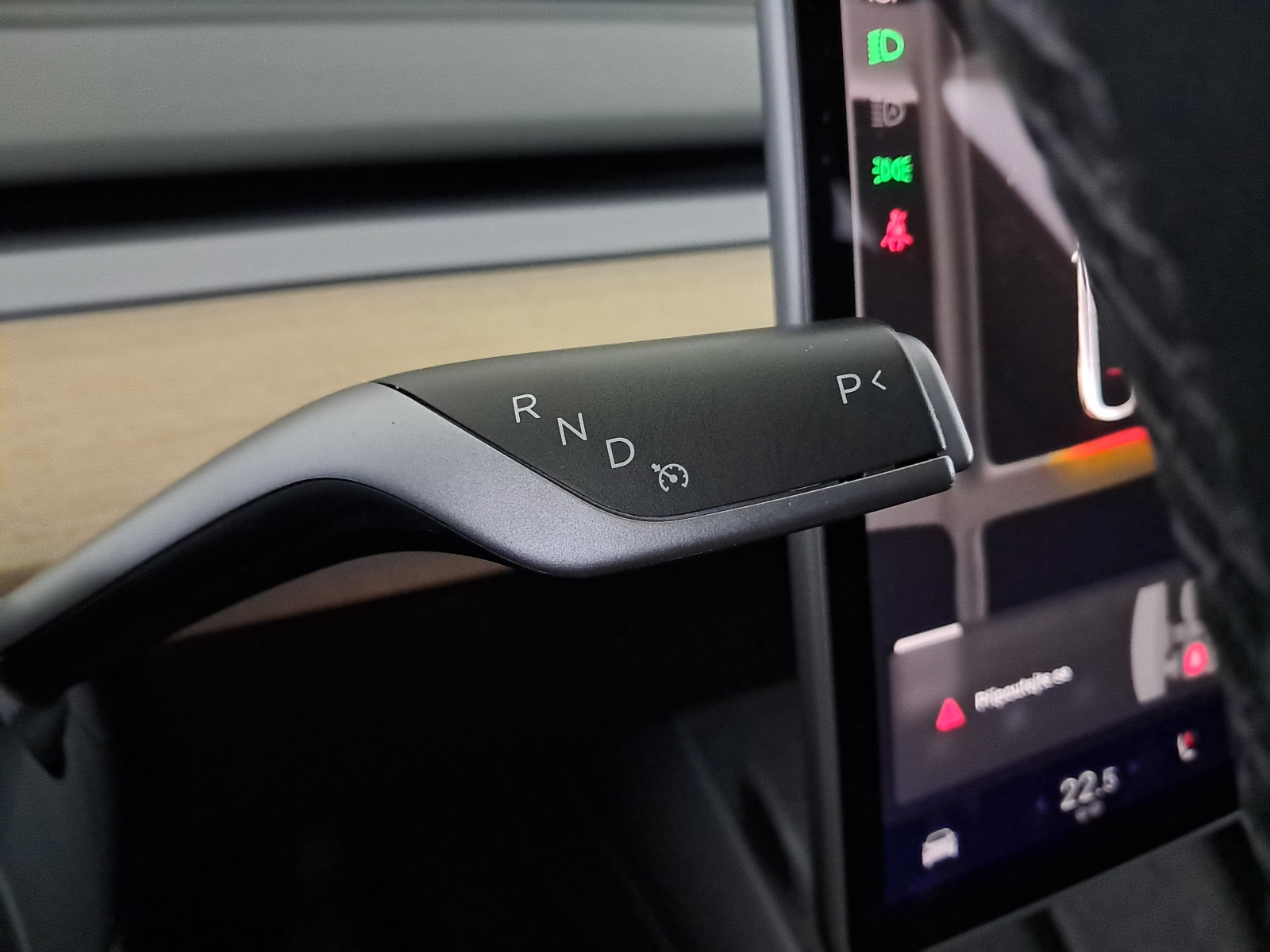 Tesla Model Y Standard Range – fotografie 19