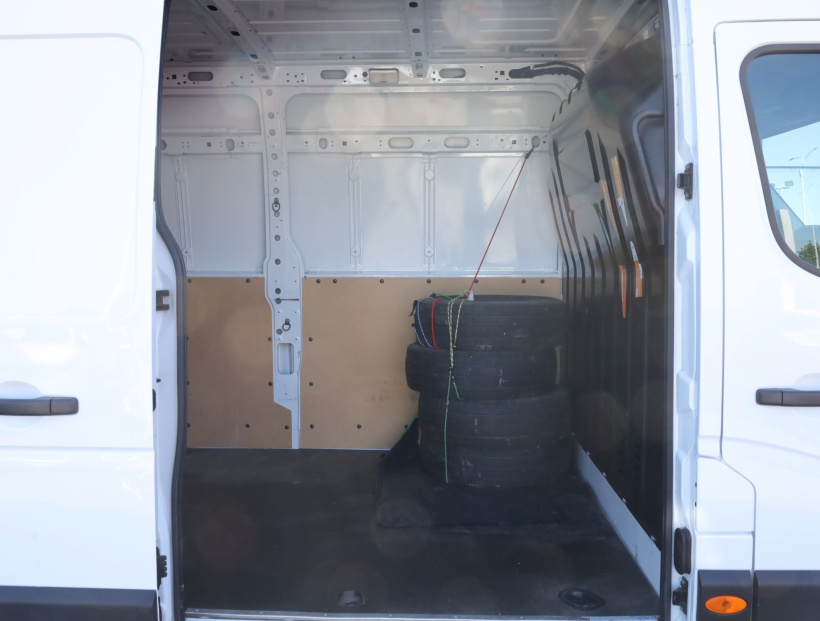 Renault Master, 2024