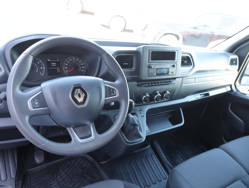 Renault Master, 2024