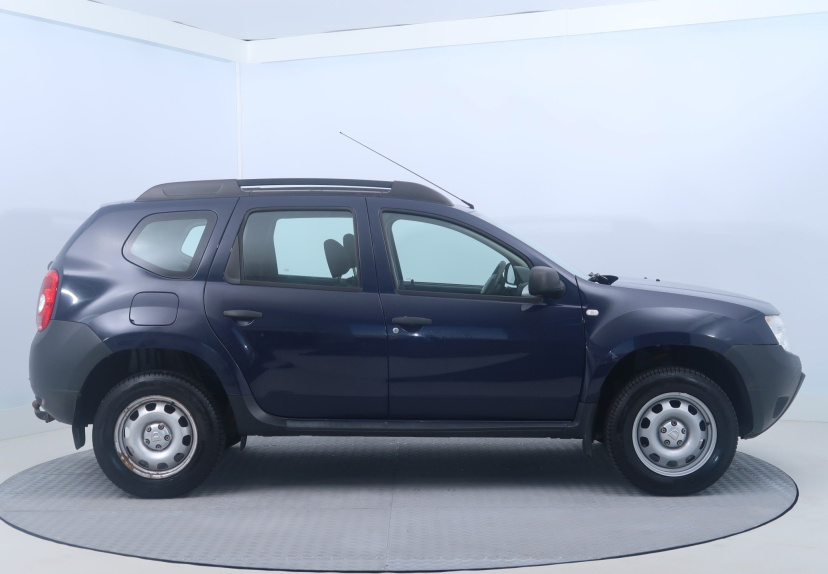 Dacia Duster, 2011
