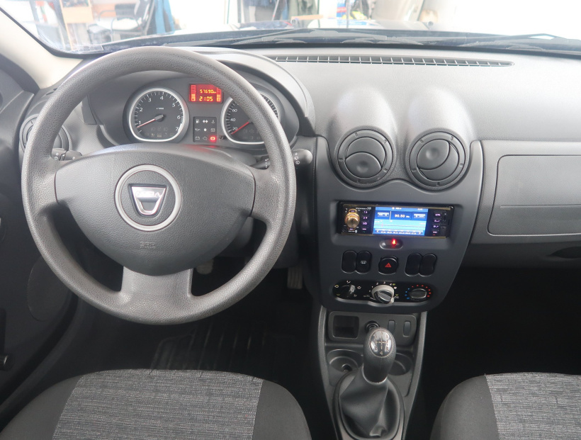 Dacia Duster, 2011