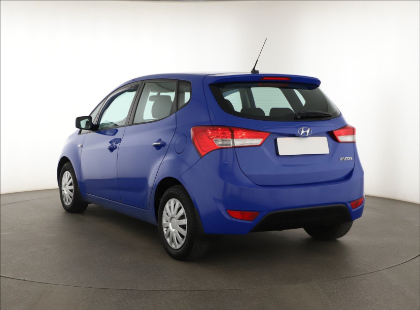 Hyundai ix20, 2013