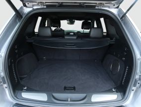 Jeep Grand Cherokee - 2020