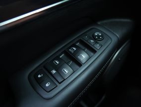 Jeep Grand Cherokee - 2020