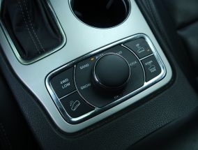 Jeep Grand Cherokee - 2020