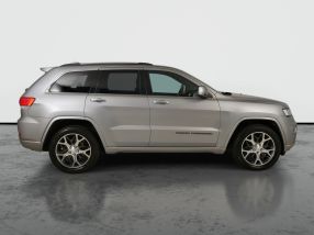 Jeep Grand Cherokee - 2020