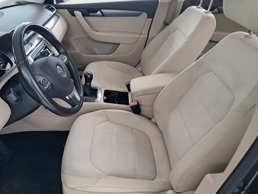 Volkswagen Passat, 2013