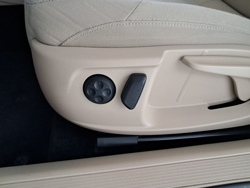 Volkswagen Passat, 2013