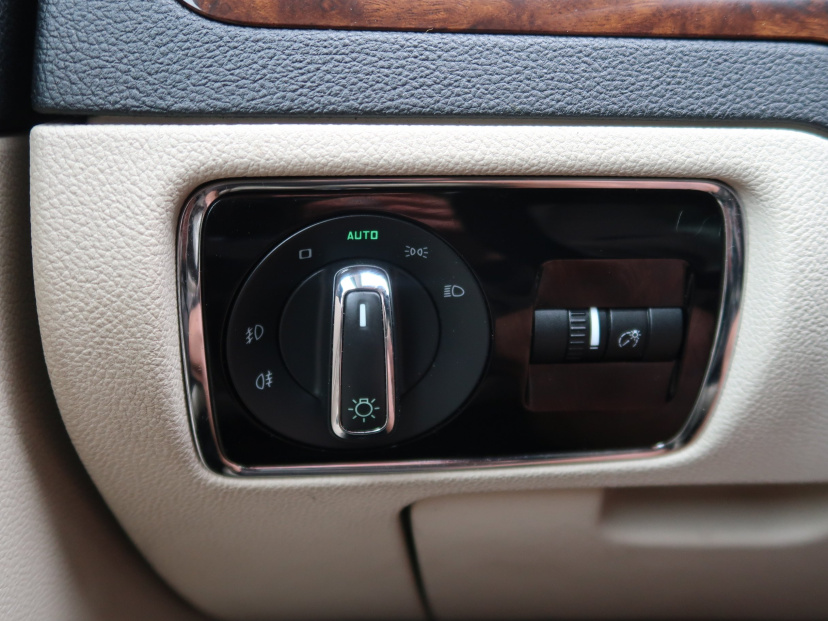 Škoda Superb, 2015