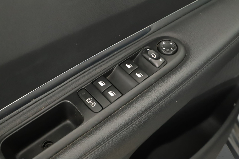 Peugeot 3008, 2014