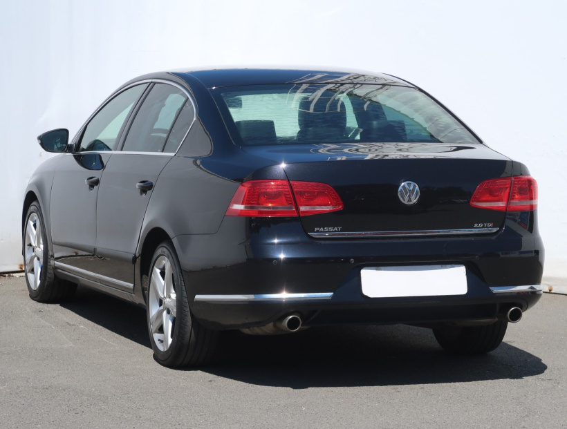 Volkswagen Passat, 2012