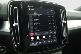 Volvo XC40 - 2026