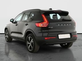 Volvo XC40 - 2026