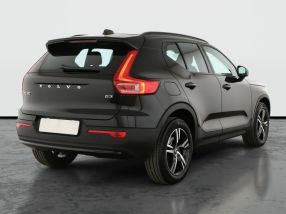 Volvo XC40 - 2026