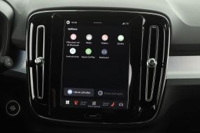 Volvo XC40 - 2026