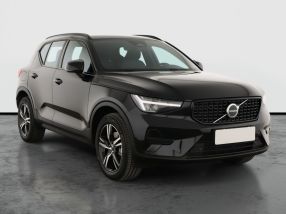 Volvo XC40 - 2026