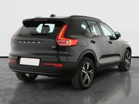 Volvo XC40 - 2026