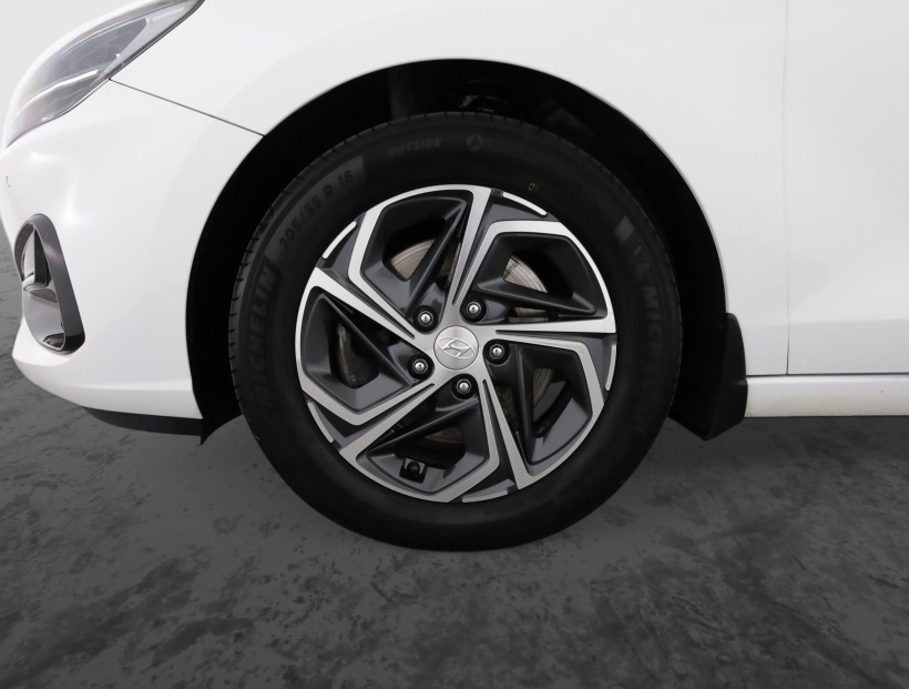 Hyundai i30, 2023