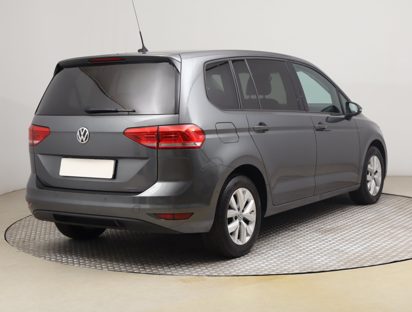Volkswagen Touran, 2020