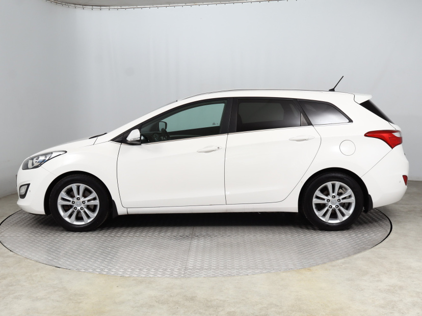 Hyundai i30, 2013