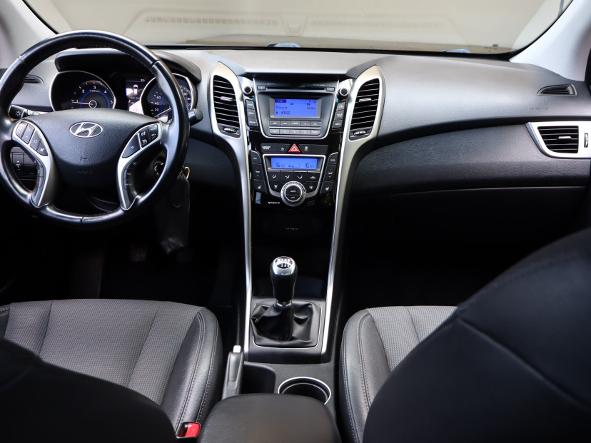 Hyundai i30, 2013