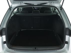 Škoda Octavia - 2023