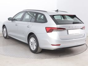 Škoda Octavia - 2023