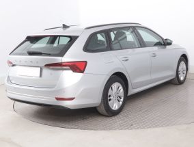 Škoda Octavia - 2023