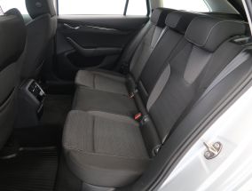 Škoda Octavia - 2023