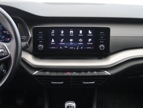 Škoda Octavia - 2023