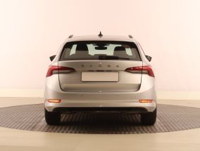 Škoda Octavia - 2023