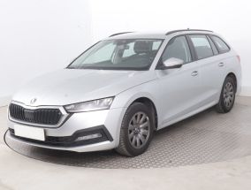 Škoda Octavia - 2023