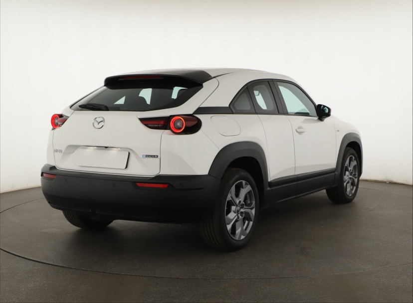 Mazda MX-30, 2023