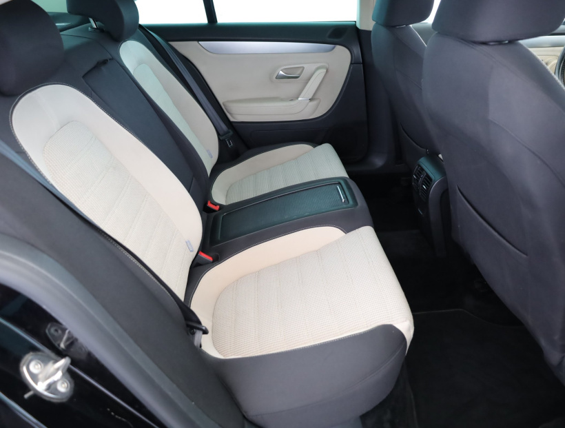 Volkswagen Passat CC, 2008