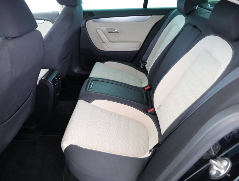 Volkswagen Passat CC, 2008