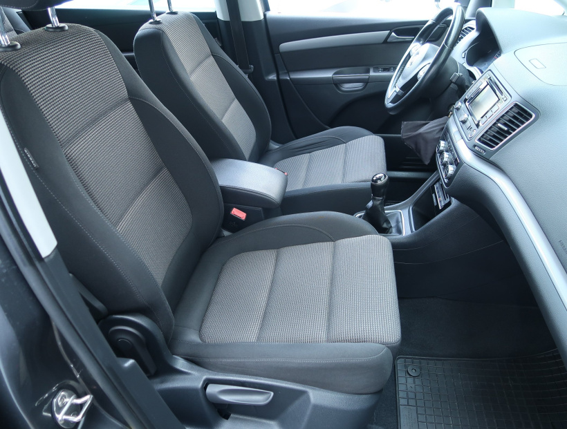 Volkswagen Sharan, 2014