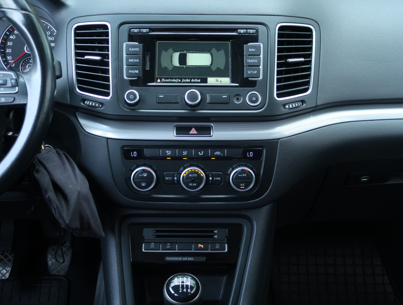Volkswagen Sharan, 2014