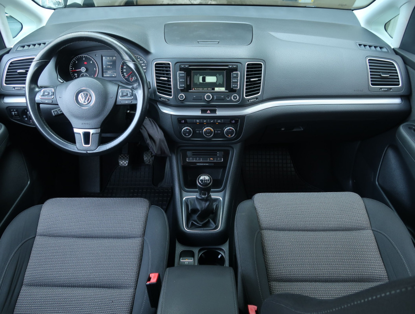 Volkswagen Sharan, 2014