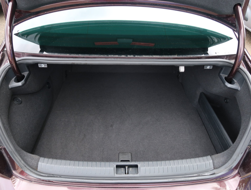 Volkswagen Passat, 2016